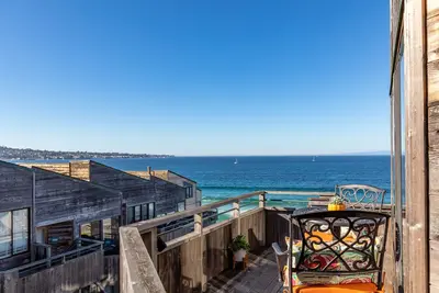 Image de Oceanfront 2 bedroom Luxury Paradise! Ocean Harbor House. Steps to the beach!