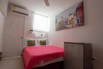 Image de Studio 5 near beach, downtown and airport