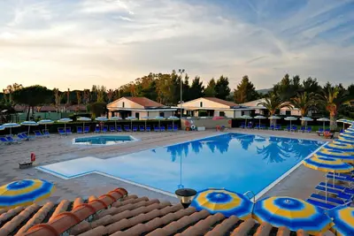 Image de La Cecinella Apartement 4 Ă Cecina, piscine A/C