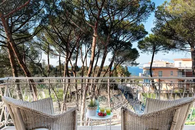 Image de Appartement à Sorrente avec 2 chambres à coucher, 6 couchages