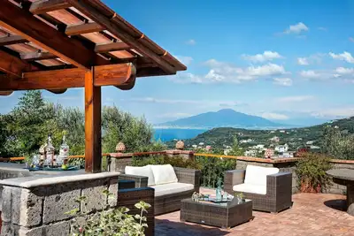 Image de Villa Ă Massa Lubrense avec 7 chambres Ă coucher, 14 couchages
