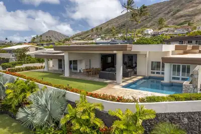 Hale Makana: Luxury, Pool, Ac & Stunning Ocean Views