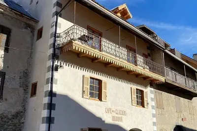 Image de Chalet luxueusement rénovée