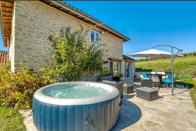 Image de Villa My- Andréathic 14 couchages avec spa en option, terrasse et jardin