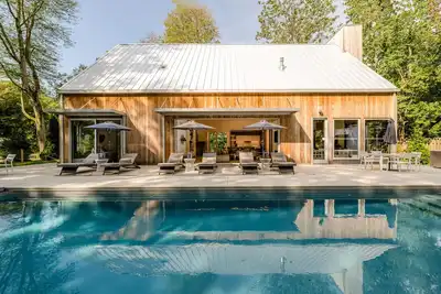 Image de Luxurious Union Pier Home w/ Private Heated Pool, Hot Tub, and Sauna!