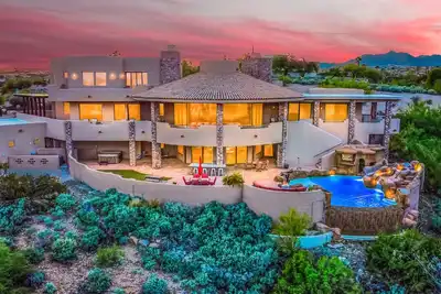 Image de Biggest Best Mansion In Ne Scottsdale Area- Views, Infinity Pool, Movie Theater!