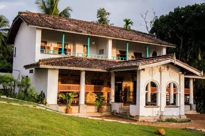 Set in Hikkaduwa, Privet Villa Kubura offers accommodation As A Entire Villa