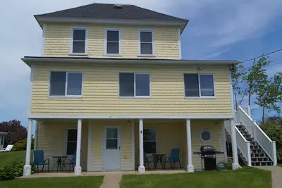 Image de Short Sands View - Spacious Beach Home, Sleeps 18, Easy Walk to Short Sands Beach