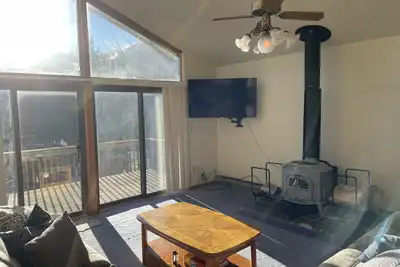 Image de Mountain View Hunter Home