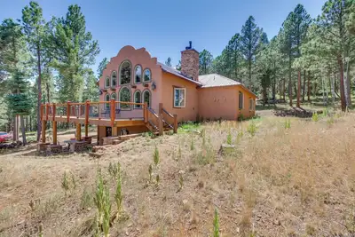 Image de Southwestern Angel Fire Abode w/ Game Room