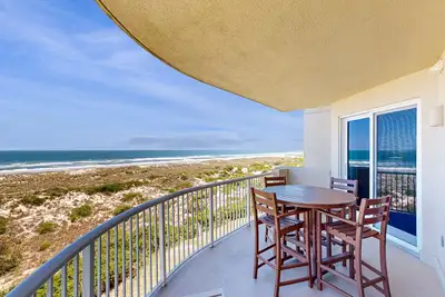Image de Oceanfront Condo with Great Ocean View, Balcony, Fast WiFi & 2 Shared Pools