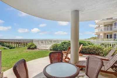 Image de Oceanfront, Ground-Floor Condo with Patio, WiFi & Shared Pool
