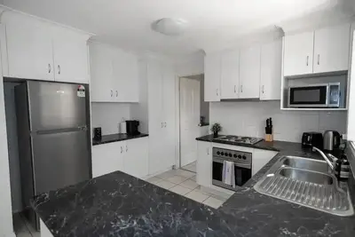 Image de Spacious townhouse close to amenities!
