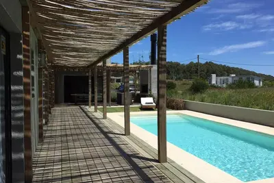 Image de Country house in gated community facing the sea