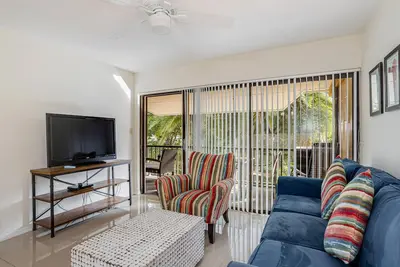 Image de Your Perfect Naples Retreat Relax at Park Shore Resort Snowbird Friendly