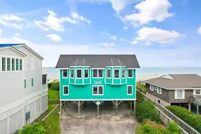 Image de 'Pineapple Plantation East' - Pet Friendly Oceanfront Duplex, 4 Bedrooms / 2 Bathrooms