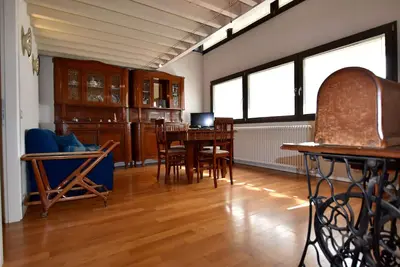 Image de Appartement confortable à Lovere près d'un lac