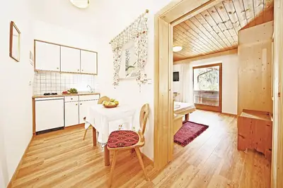 Image de Appartement de vacances 'Camping Passeier Enzian' avec sauna, vue sur la montagne, jardin et Wi-Fi