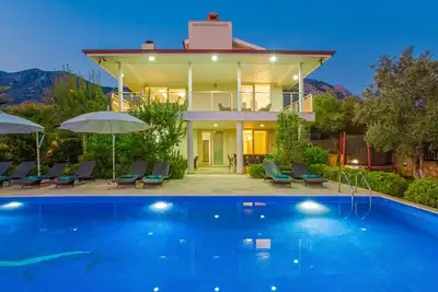Image de An exclusive very private villa with stunning sea views