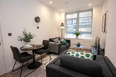 Image de Convenient 2 Bedroom Bolton Apartment
