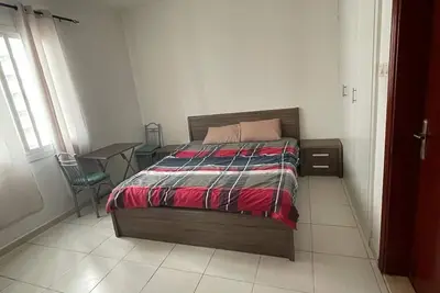 Image de lovely master bedroom available