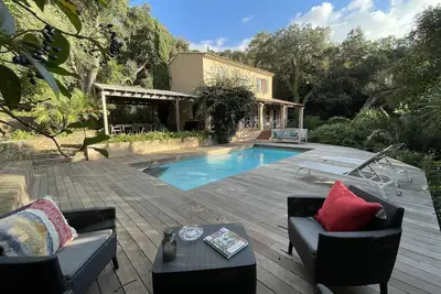 Image de Villa provençale, 5mn à pied mer & village, 10mn en voiture de Cavalaire/Mer