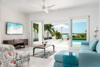 Image de Bari beachfront luxury villa