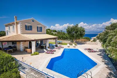 Image de Villa Thanos by Villa Plus