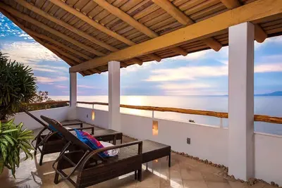 Image de Beautiful Condo Ocean view