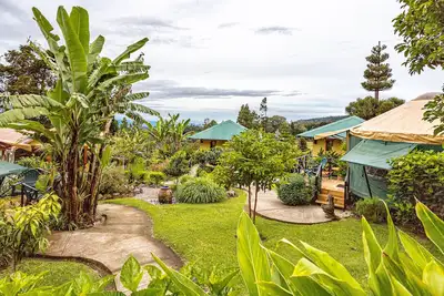 Image de Cabin Two at The Villa Gauguin Luxury Oasis
