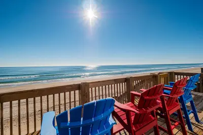 Image de Daybreak on the Sand | Oceanfront + Dog Friendly!