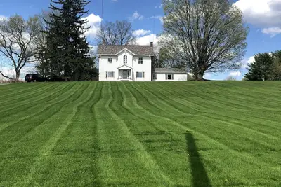 Image de Spacious 5-bedroom w\/ huge yard. Rural getaway!