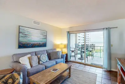 Image de Family-Friendly Condo w/ Gulf View, Pools & Tennis - Near Beach, Golf, Dining