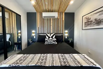 Image de ❤New Listing 15%Discount❤Hammocks & Fire Pit❤Close to Downtown❤Fully Fenced