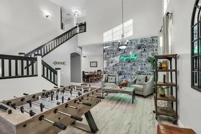 Image de Modern large home in Chandler- Heated Pool -Sleeps 8