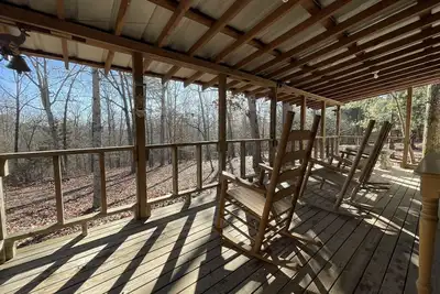 Image de Cabin with Pond on 6 Private Acres --1. 5 miles from Montauk Park, Near Salem