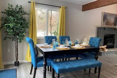 Image de New! Relaxation room, firepit, trampoline, hammock and more! @ Pocono Mountains