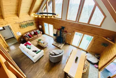 Image de Cozy Creekview Cabin - Berkeley Springs, Wv