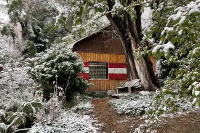 Image de at 1400 meters alpine cabin 40 mins from the slopes and 1 hour 30 from santiago