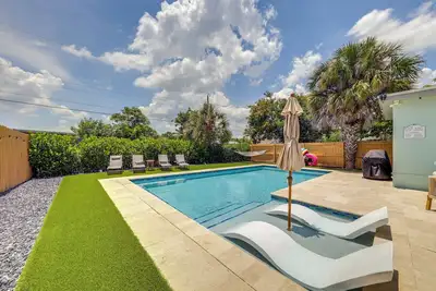 Image de Near Atlantic Ave + Delray Beach: Bright Home!