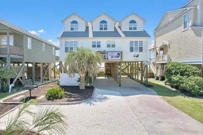 Image de Mystic Mermaid (Formerly Jolly Roger Ii) - Oceanfront home, 5 Bedrooms / 4. 5 Bathrooms