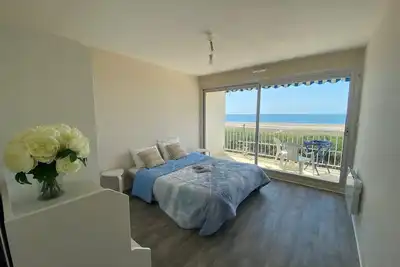 Image de Charmant T2 rénové avec balcon et parking, accès direct plage - Saint Brevin