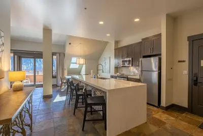 Image de 4-bedroom condo at River Run - Rates reduced for fall festival season!