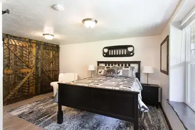 Image de Mountain guest suite w/creekside sauna, patio, & fire pit. Casinos nearby!