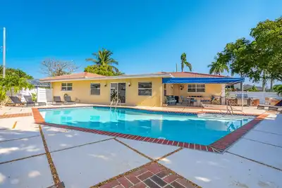 Image de The Lighthouse 4/3 -10 Guests - Heated Pool - bbq