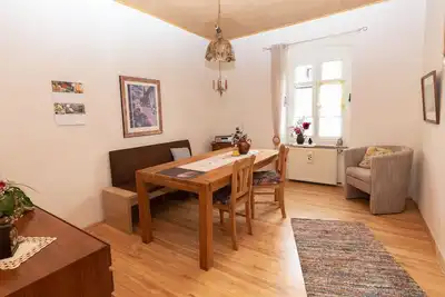 Image de Vacation apartment at the castle park, located at Schieder Castle
