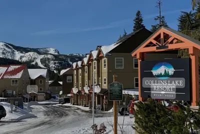 Image de Stylish Luxury at top Mt. Hood Resort! ! Located in Collins Lake - Gov. Camp