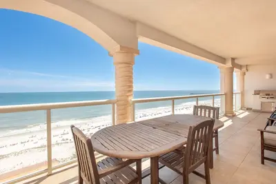 Image de Bc-1002 3b Gulf Front / 10th Floor! w/Beach Chairs!