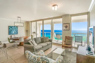 Image de Bc-1205 Sensational condo w/Gulf Front Views!