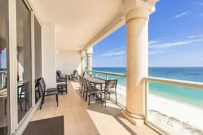 Image de Bc-1602 Beach Club 3b Gulf Front w/Dly Beach Chair Set!